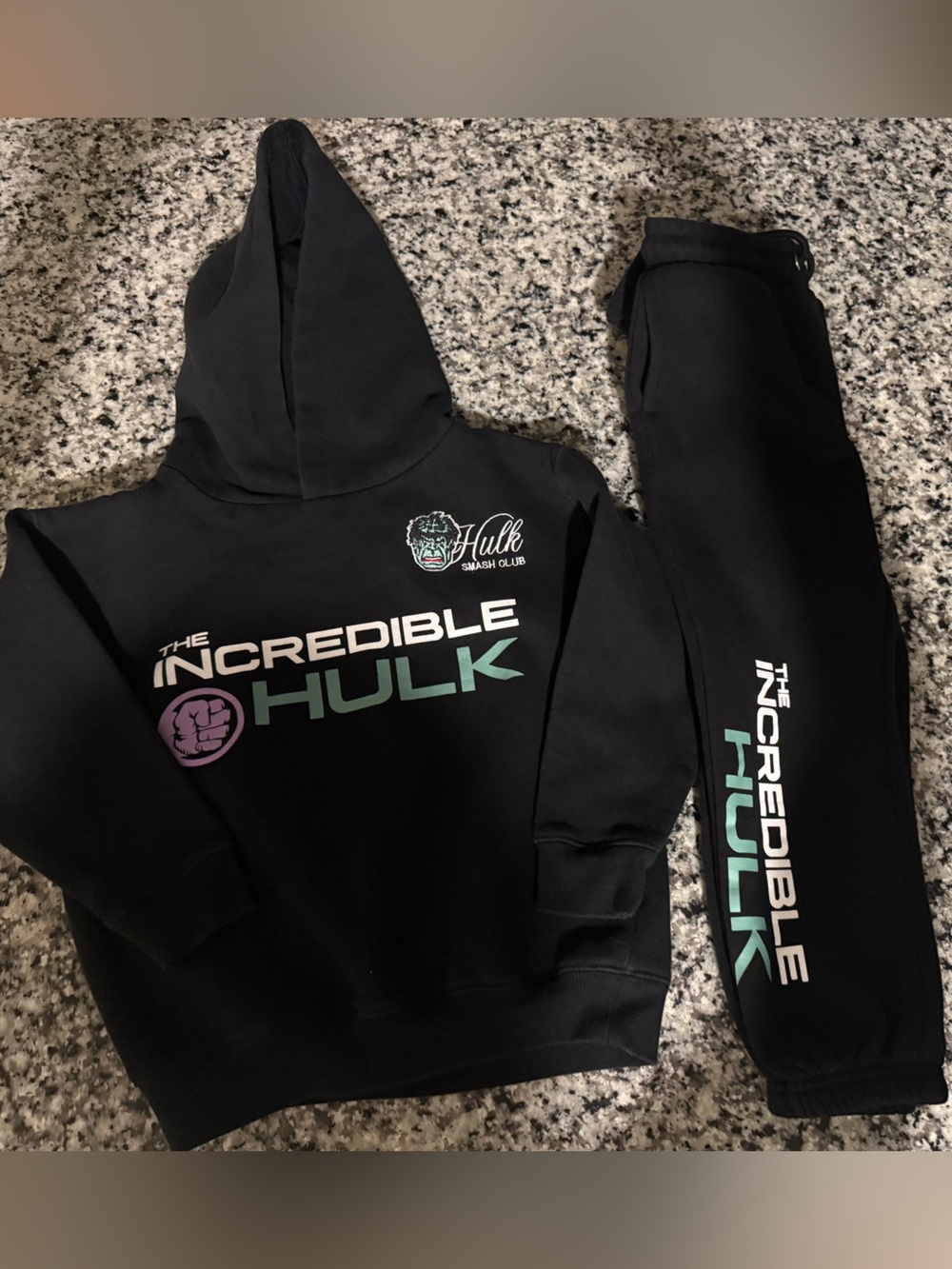 Hulk sweatsuit 5T